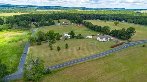 2035 Cold Springs Road Stuarts Draft VA 24477