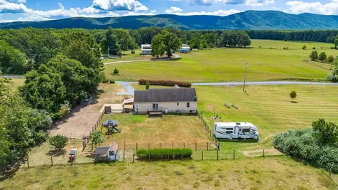 2035 Cold Springs Road Stuarts Draft VA 24477