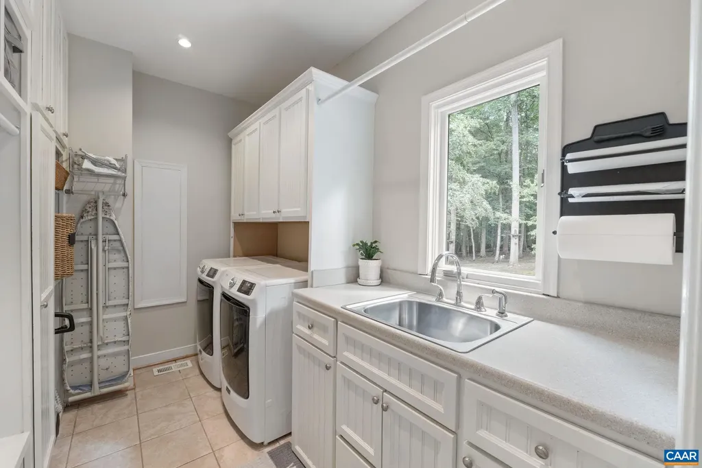 186 Terrell Road E Charlottesville VA 22901