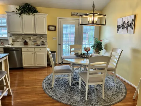 212 Mayfield Lane Waynesboro VA 22980