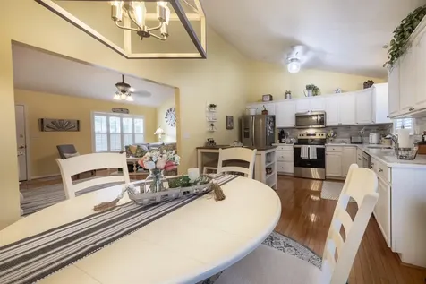212 Mayfield Lane Waynesboro VA 22980