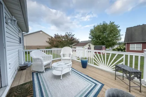 212 Mayfield Lane Waynesboro VA 22980