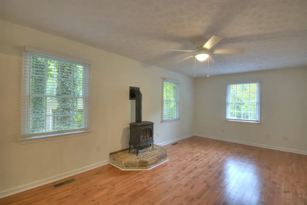 5547 Brookwood Road Crozet VA 22932