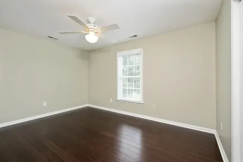 303 Jackson Avenue Elkton VA 22827