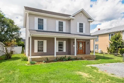 303 Jackson Avenue Elkton VA 22827