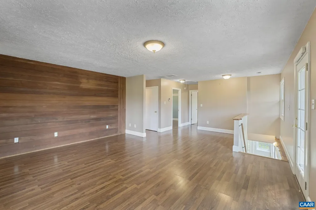 8508 Dick Woods Road Afton VA 22920