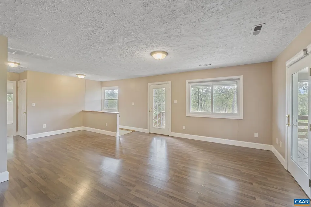 8508 Dick Woods Road Afton VA 22920