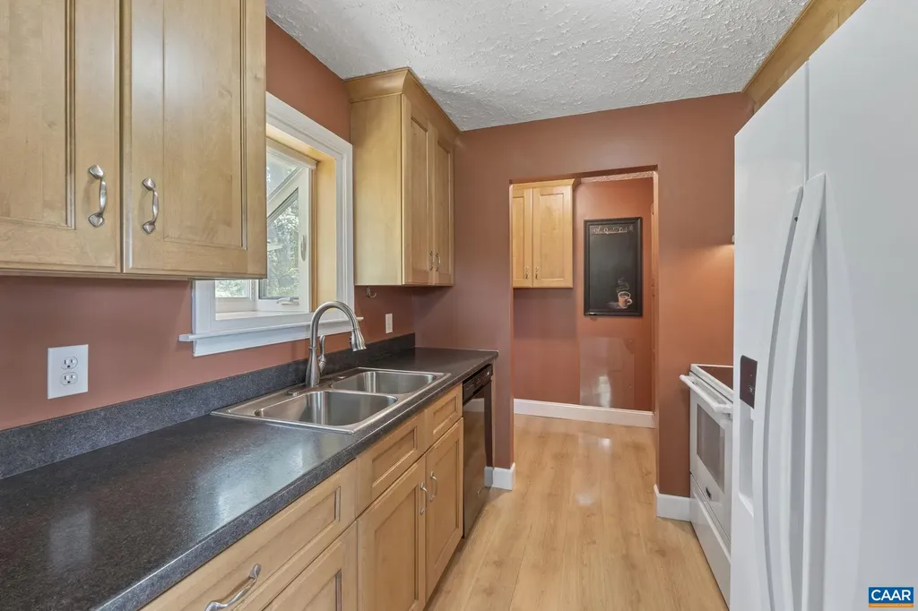 8508 Dick Woods Road Afton VA 22920