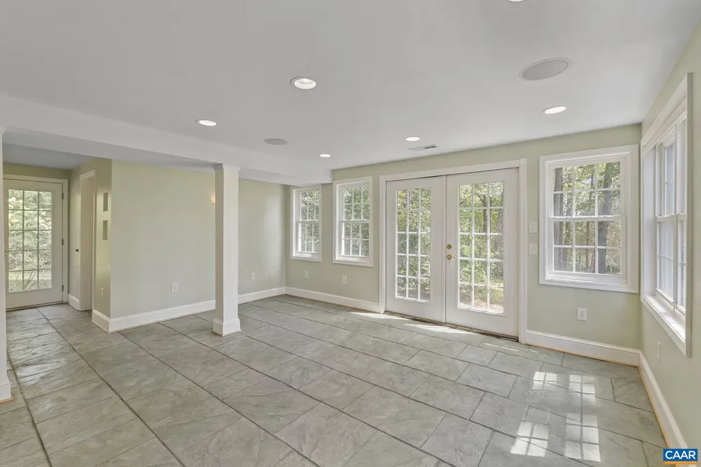 8508 Dick Woods Road Afton VA 22920