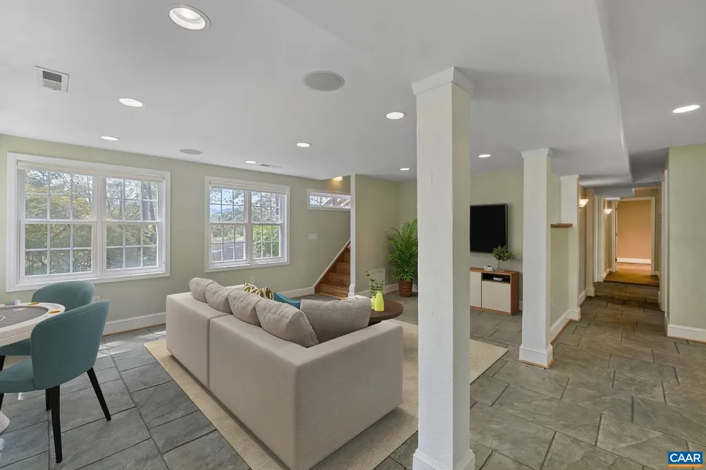 8508 Dick Woods Road Afton VA 22920