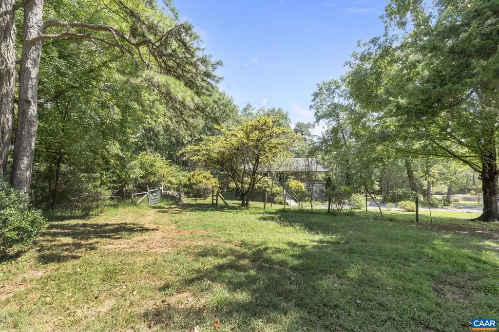 8508 Dick Woods Road Afton VA 22920