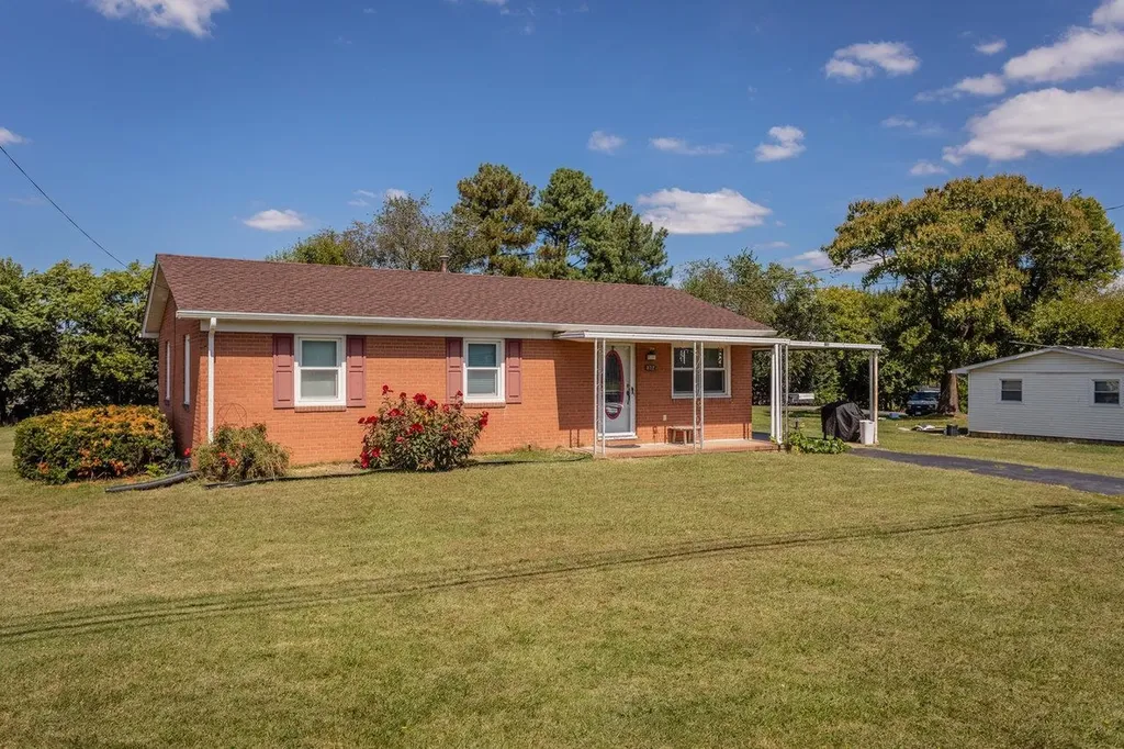 277 New Market Road Timberville VA 22853