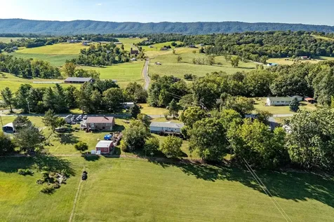 9072 Shultztown Road Linville VA 22834