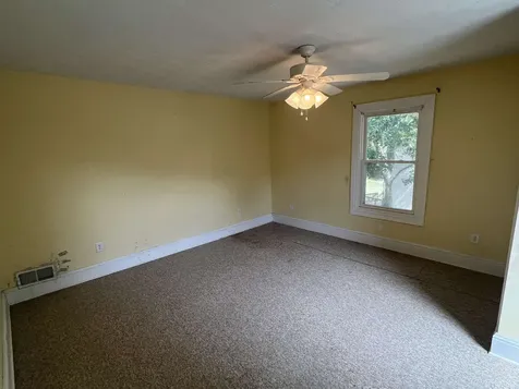 909 Maple Street Staunton VA 24401