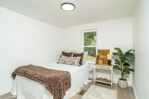 204 Dogwood Street Waynesboro VA 22980