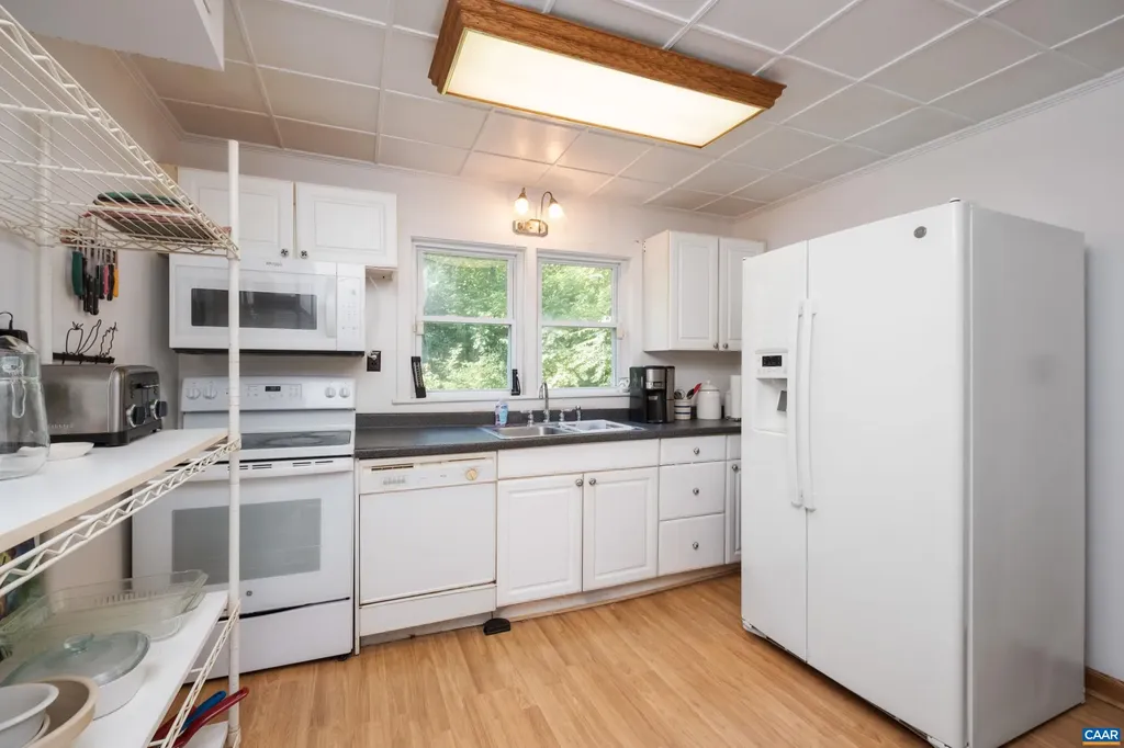 299 Sunrise Drive Afton VA 22920