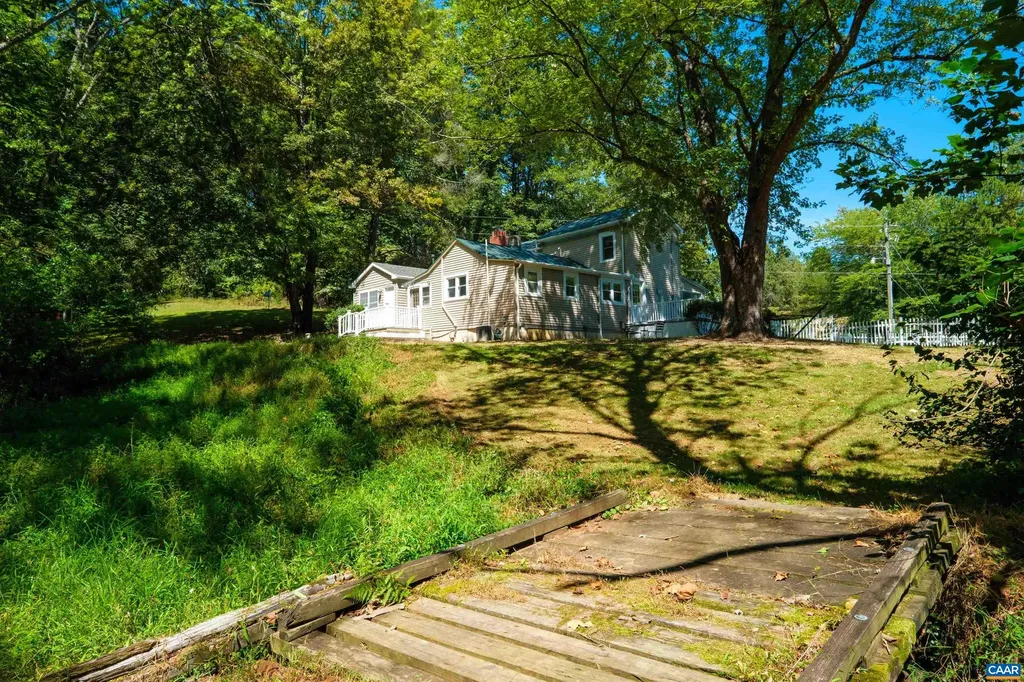 299 Sunrise Drive Afton VA 22920