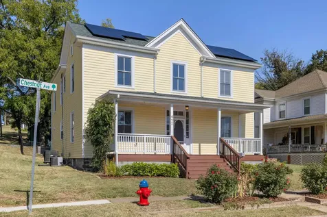 477 Chestnut Avenue Waynesboro VA 22980