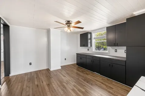 477 Chestnut Avenue Waynesboro VA 22980