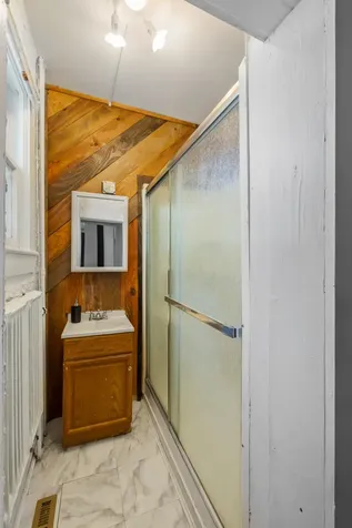 477 Chestnut Avenue Waynesboro VA 22980