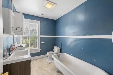 477 Chestnut Avenue Waynesboro VA 22980