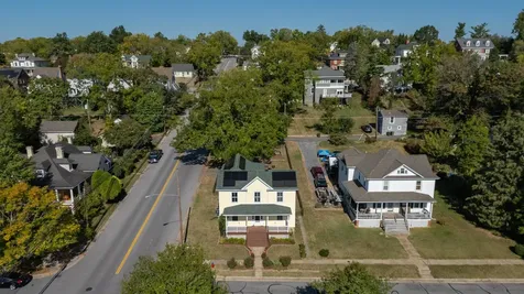 477 Chestnut Avenue Waynesboro VA 22980