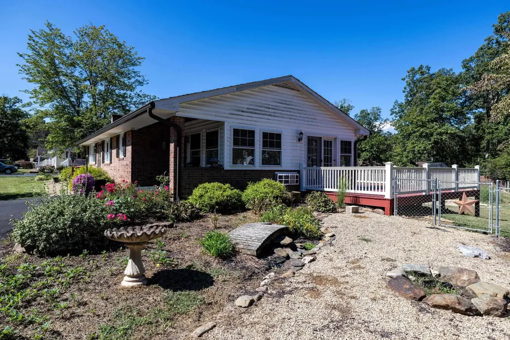 2466 Little Gap Road Elkton VA 22827