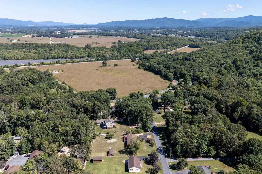 2466 Little Gap Road Elkton VA 22827