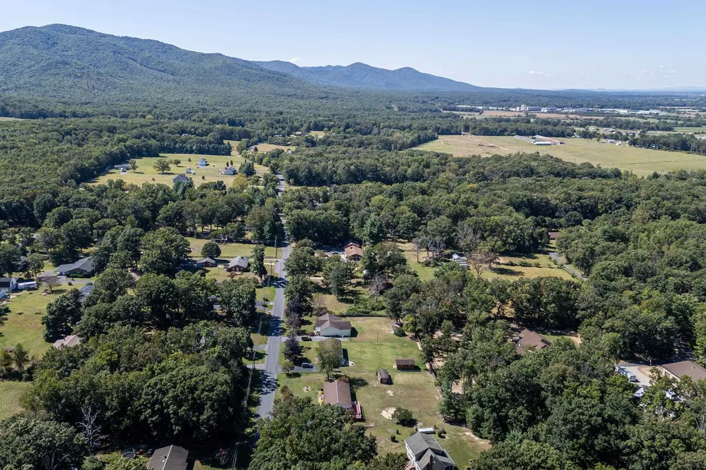 2466 Little Gap Road Elkton VA 22827