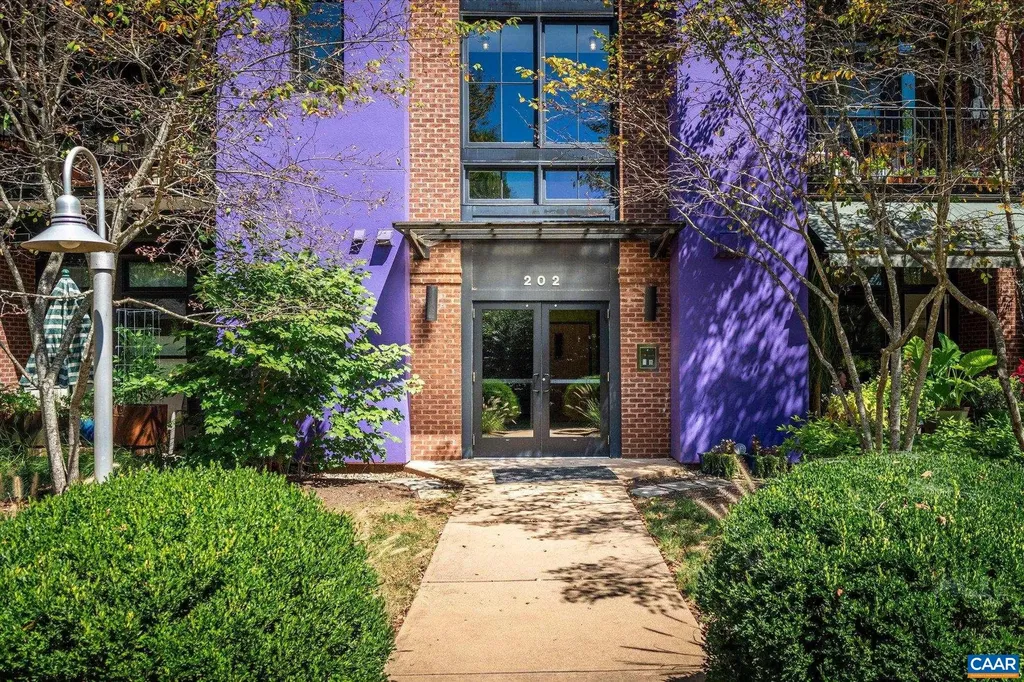 202 Douglas Avenue Charlottesville VA 22902