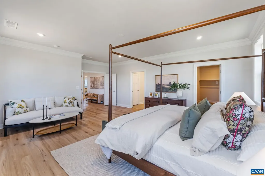 19D Farrow Cove Charlottesville VA 22901