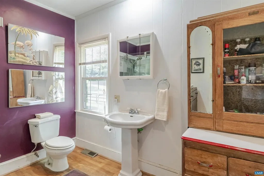 1342 James Madison Highway Gordonsville VA 22942