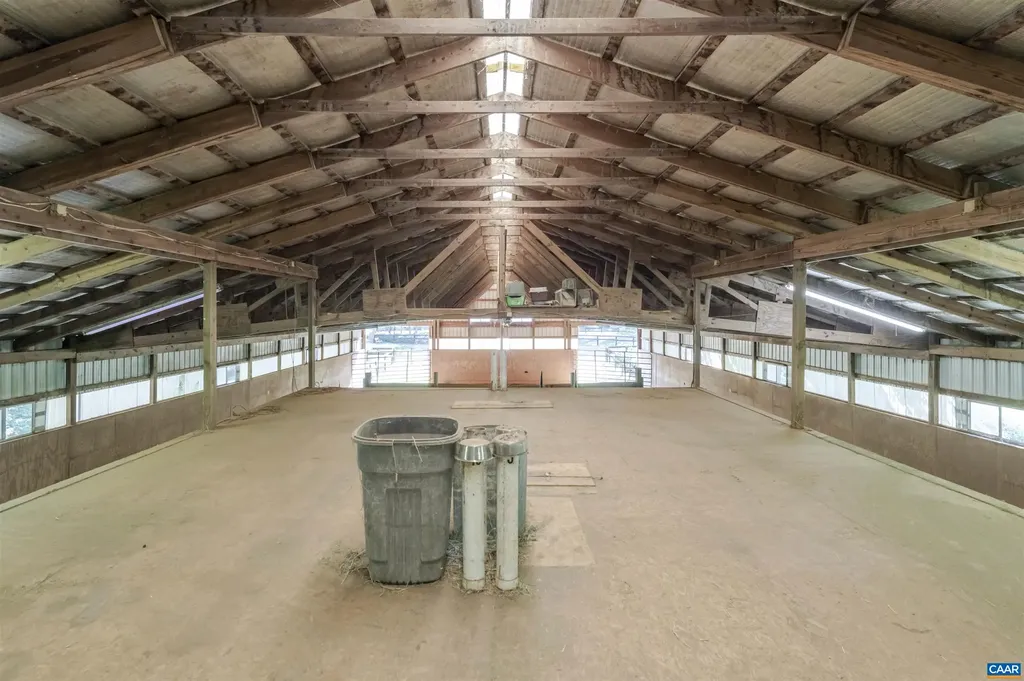 1342 James Madison Highway Gordonsville VA 22942