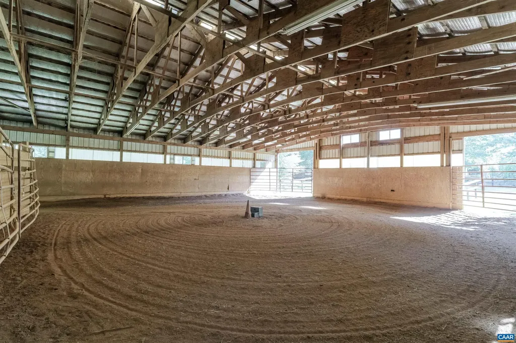 1342 James Madison Highway Gordonsville VA 22942