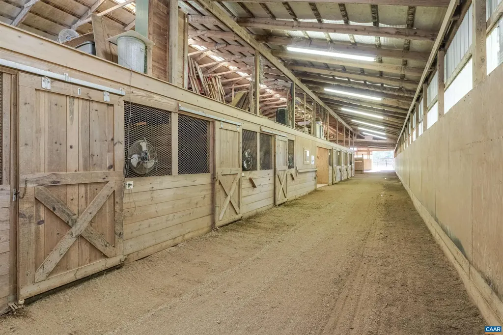 1342 James Madison Highway Gordonsville VA 22942