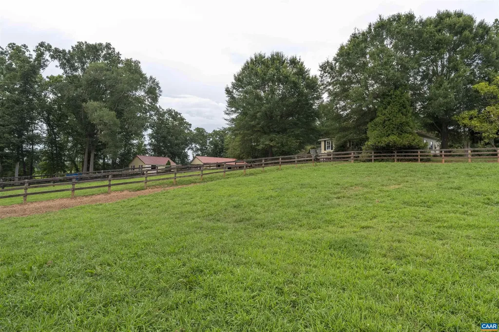 1342 James Madison Highway Gordonsville VA 22942