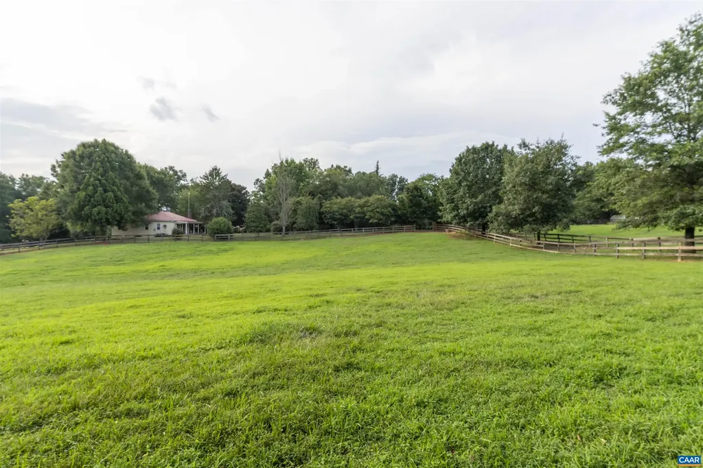 1342 James Madison Highway Gordonsville VA 22942