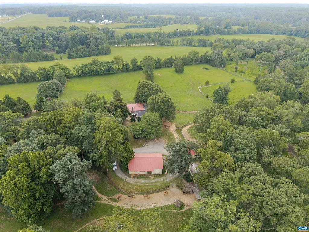 1342 James Madison Highway Gordonsville VA 22942