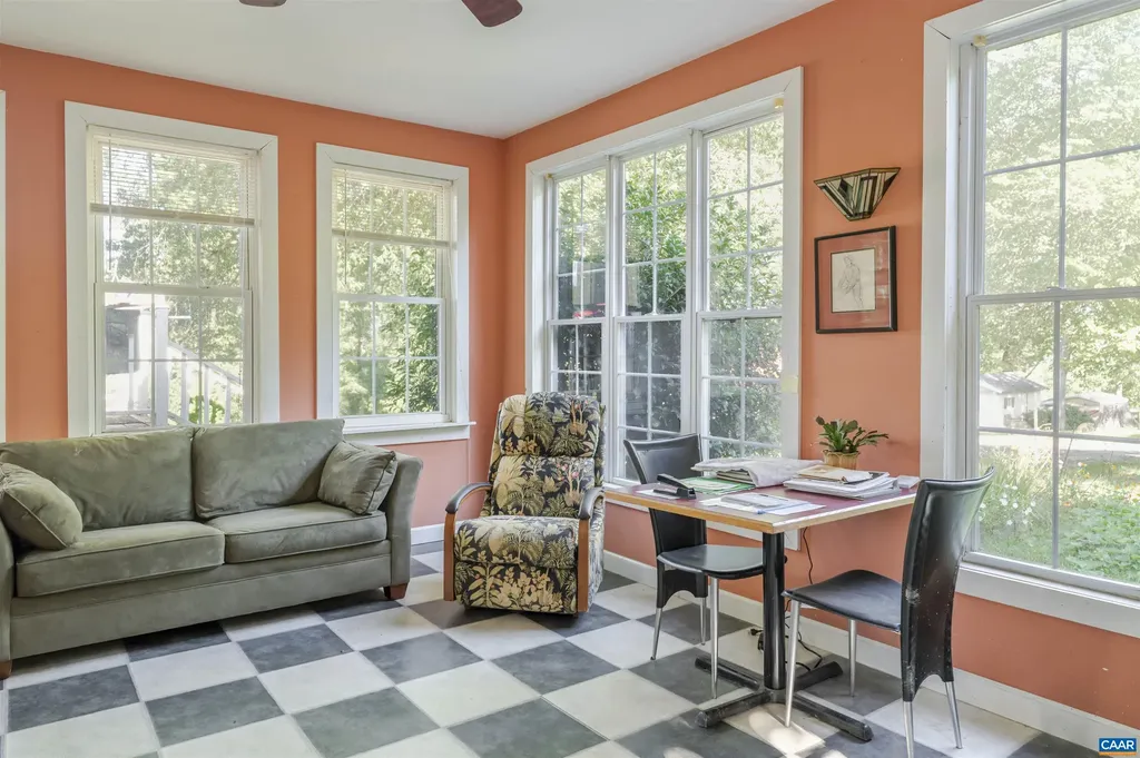 1342 James Madison Highway Gordonsville VA 22942