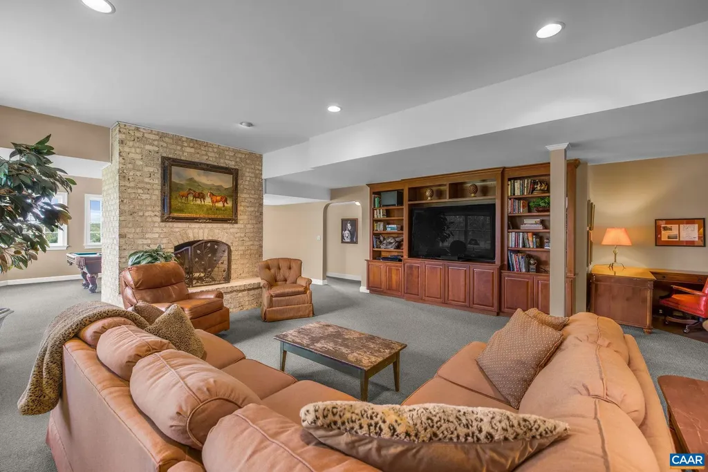 3365 Stony Point Road Charlottesville VA 22911