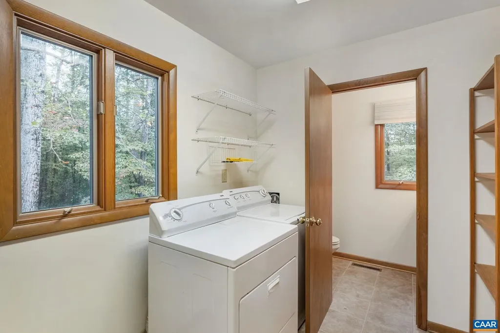 710 Sharps Creek Road Scottsville VA 24590