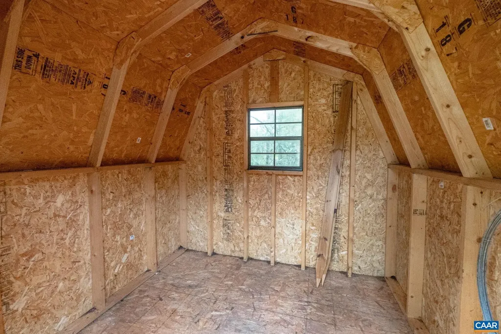 710 Sharps Creek Road Scottsville VA 24590