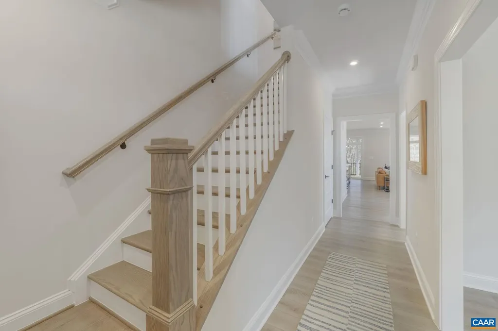 19b Farrow Cove Charlottesville VA 22901