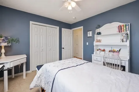 704 Stonewall Circle Staunton VA 24401