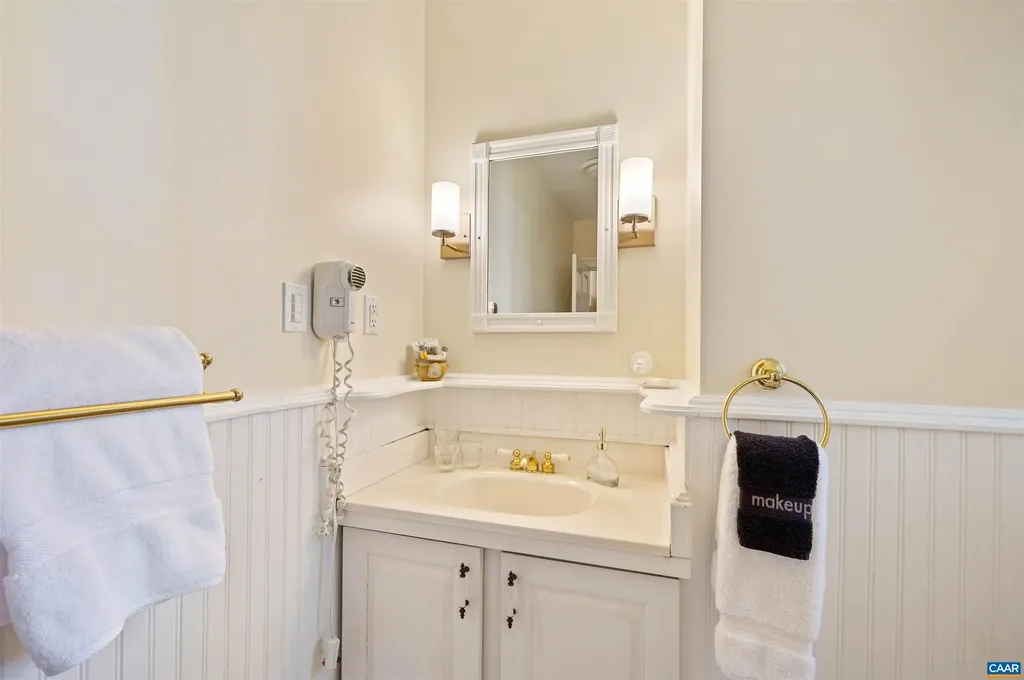 2280 Garth Road Charlottesville VA 22901