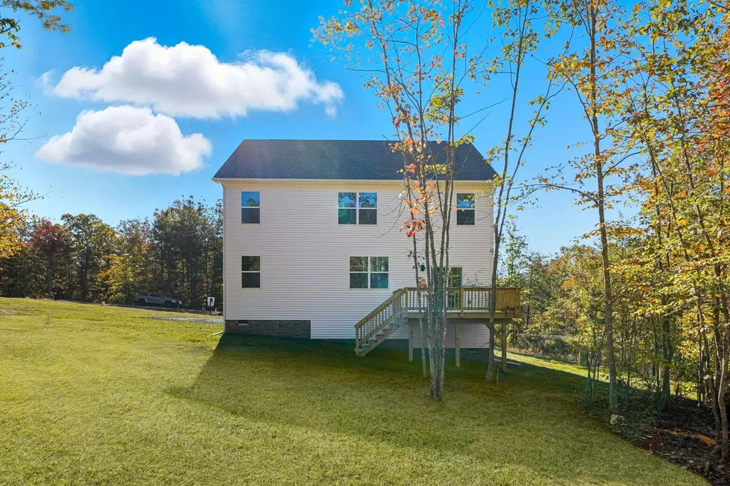 210 Happy Valley Road Keswick VA 22947