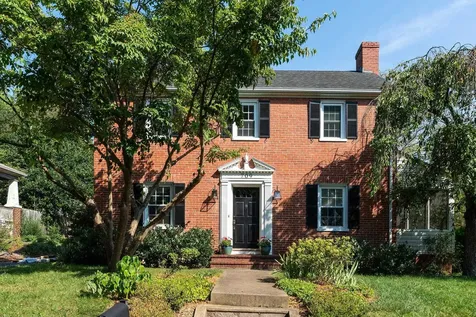 709 Donaghe Street Staunton VA 24401