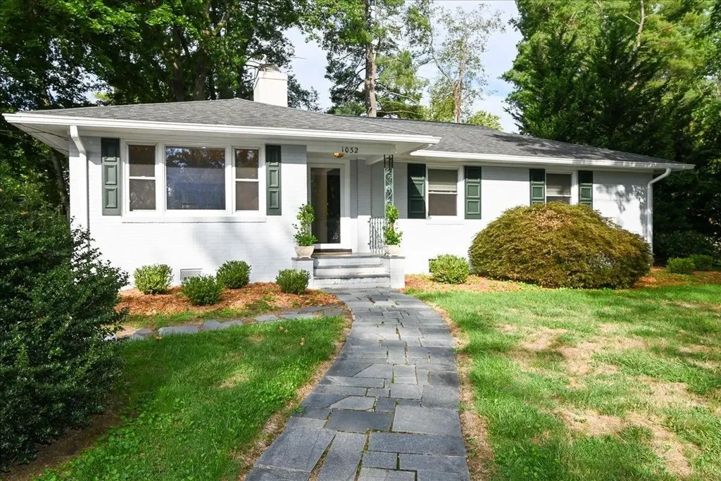 1032 Warwick Drive Staunton VA 24401