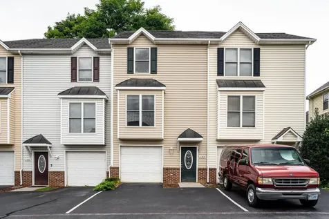 2384 King Arthurs Court Harrisonburg VA 22801