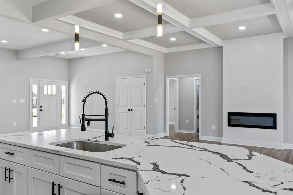 91 Arthur Lane Luray VA 22835